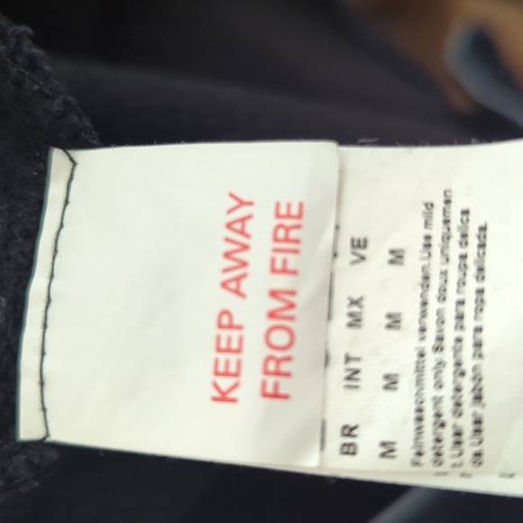 Hugo Boss Hooded Robe - Picture 10 of 10